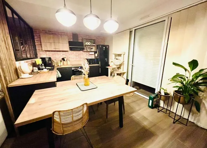 Le Chat'haut Brion Homestay szállás *